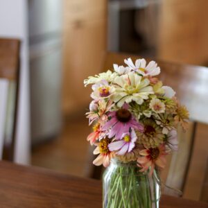 3D Mommy + Me Paint Class | Bouquet! | May 7th at Maggies on Main